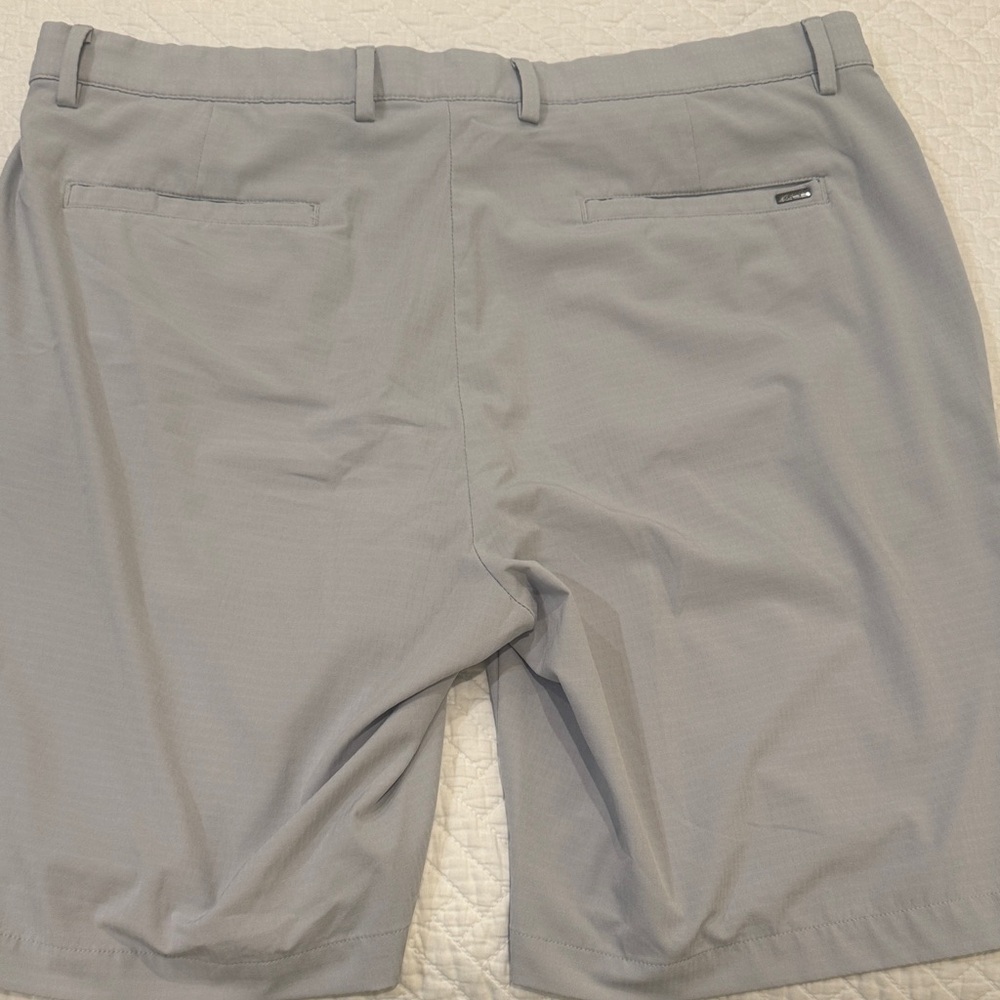 Greg Norman Collection Light Gray Flat Front Shor… - image 2